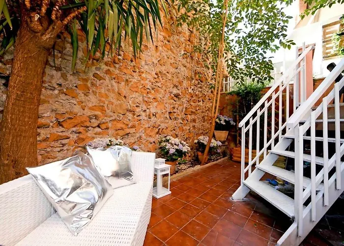 Apartment Charming Patio Trastevere Rom